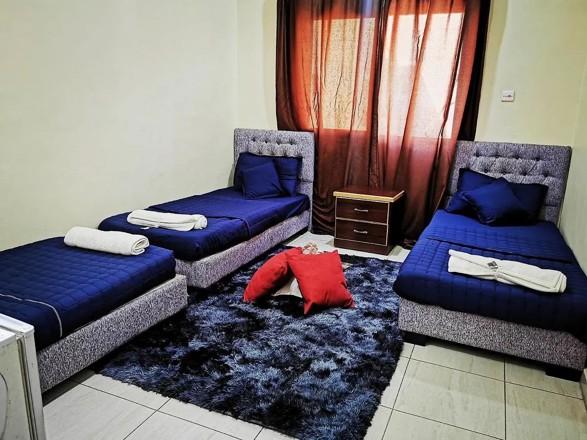 العقبة Al Huwari Apartment's شقق الحواري