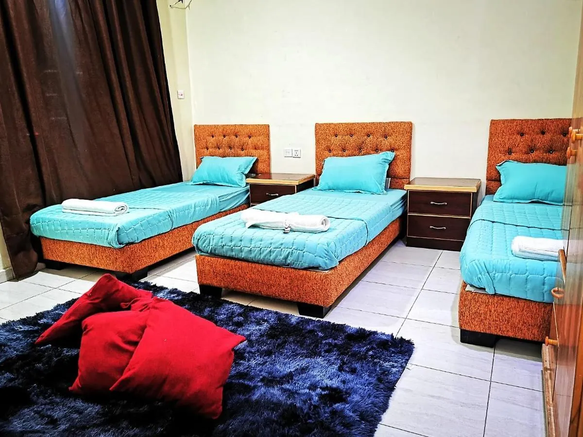 العقبة Al Huwari Apartment's شقق الحواري